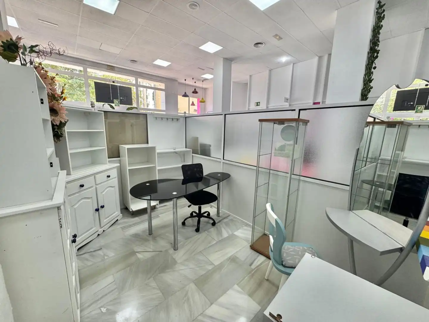 Büro zur Miete in Torremolinos mit Klimaanlage und Heizung