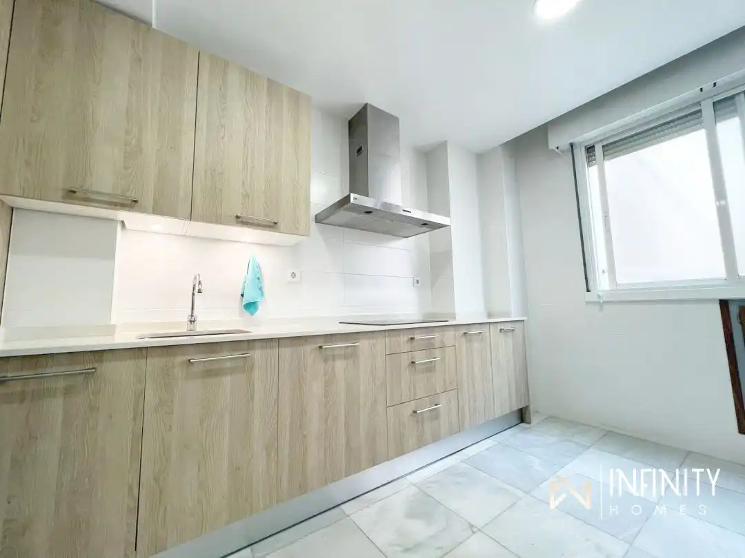 Cocina de Piso de alquiler en Bilbao  con Calefacción y Terraza