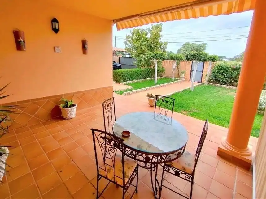 Houses for sale in Urbanización C.R.las Palomas, Las Lagunas - Campano