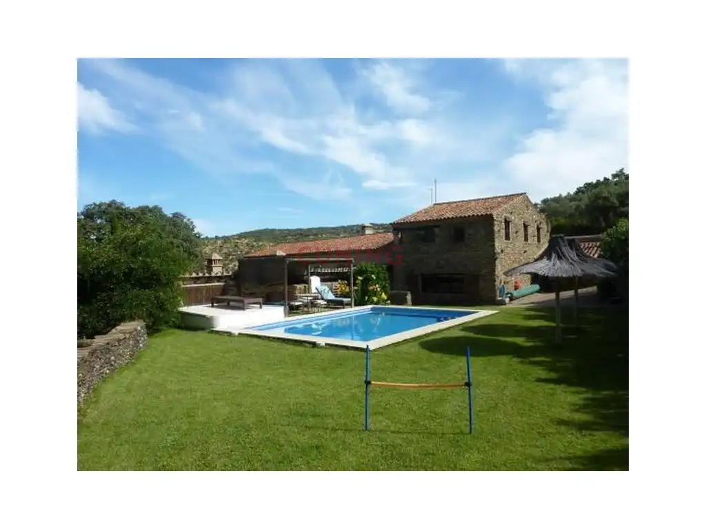 Garden of Houses for sale in Madroñera
