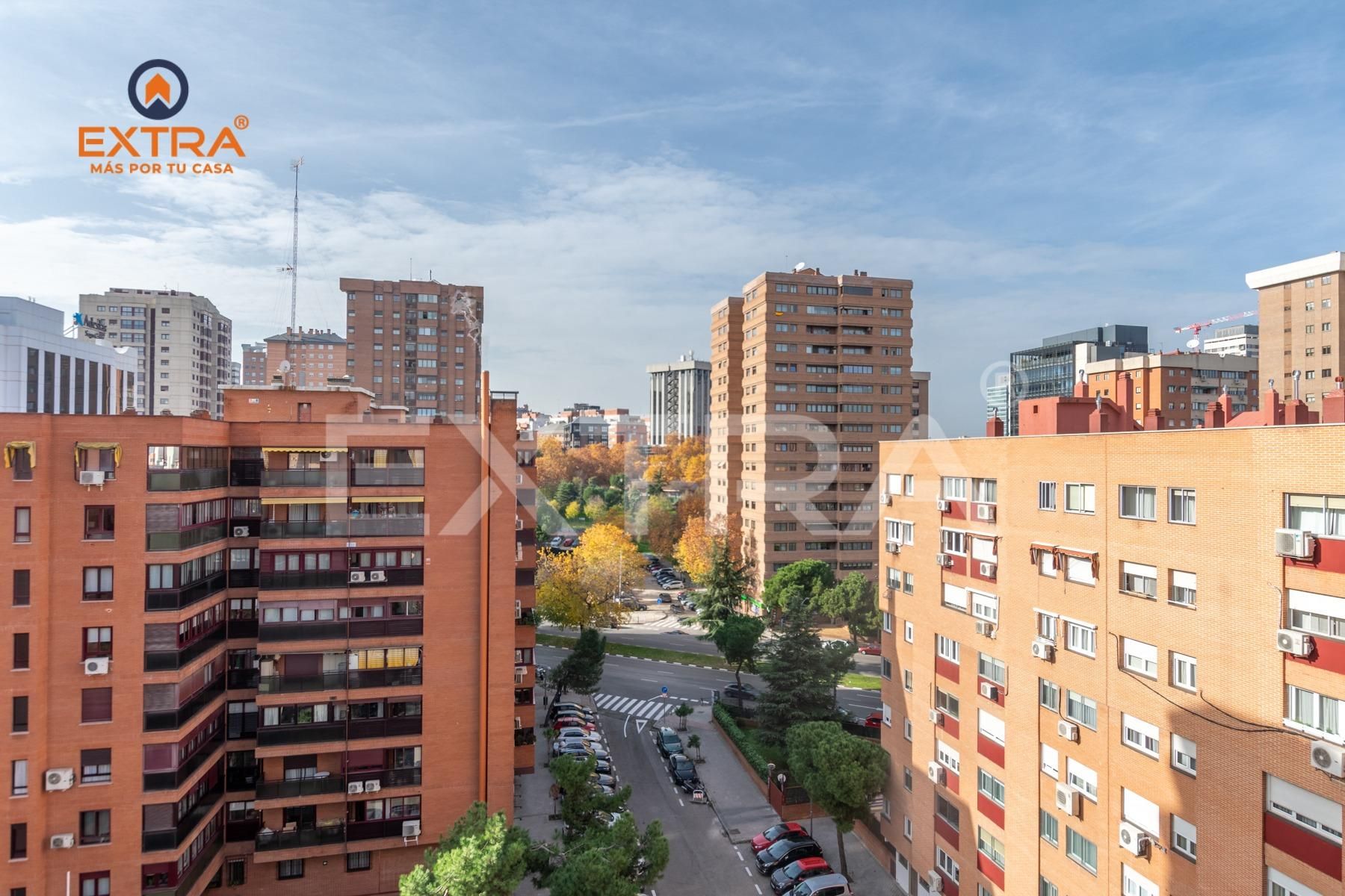 Exterior view of Flat to rent in  Madrid Capital  with Air Conditioner and Heating