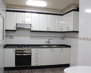 Kitchen of Flat for sale in Viladecans  with Heating and Oven