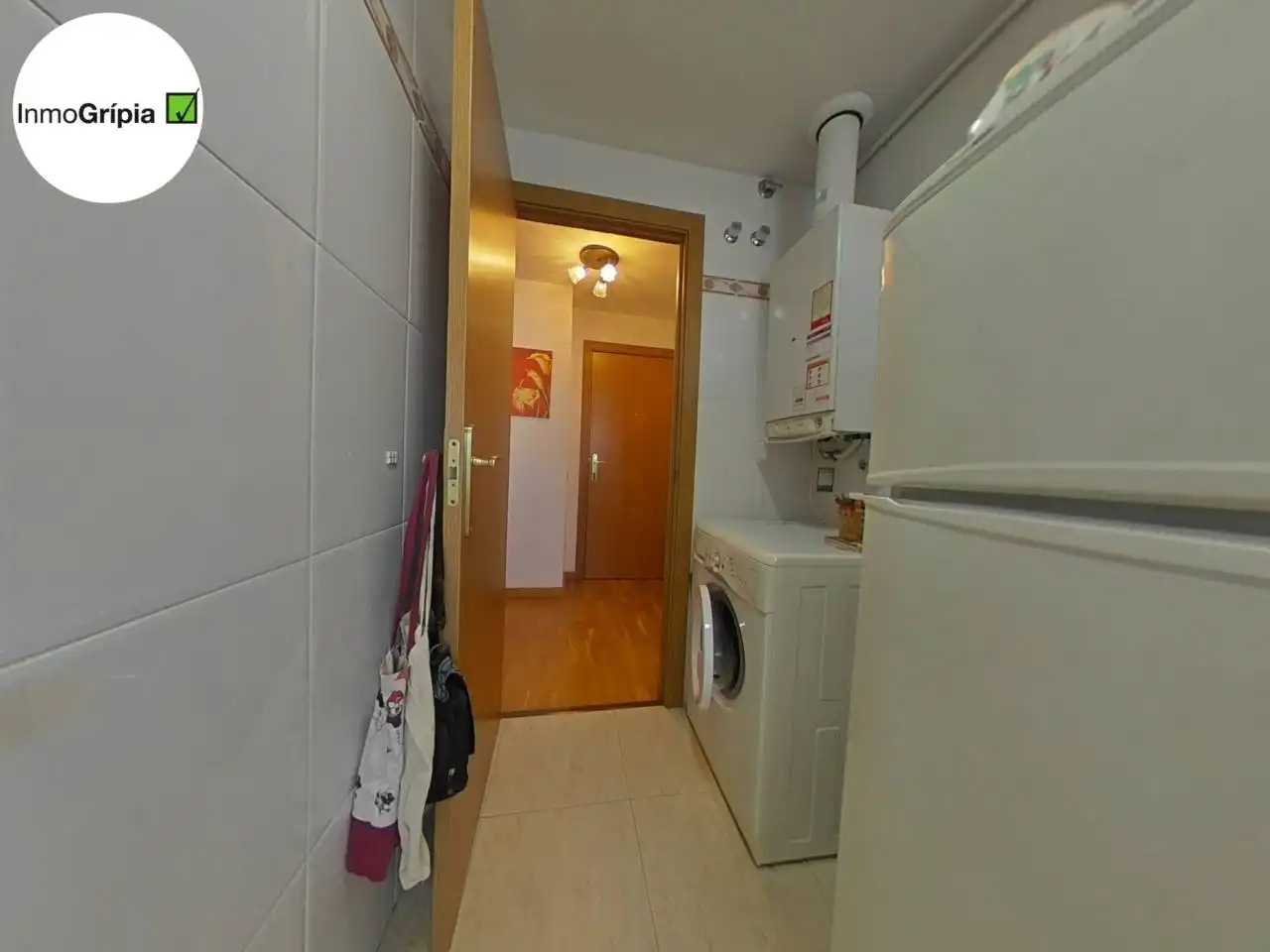 Wohnung zum Verkauf in Terrassa mit Klimaanlage, Heizung und Parkett
