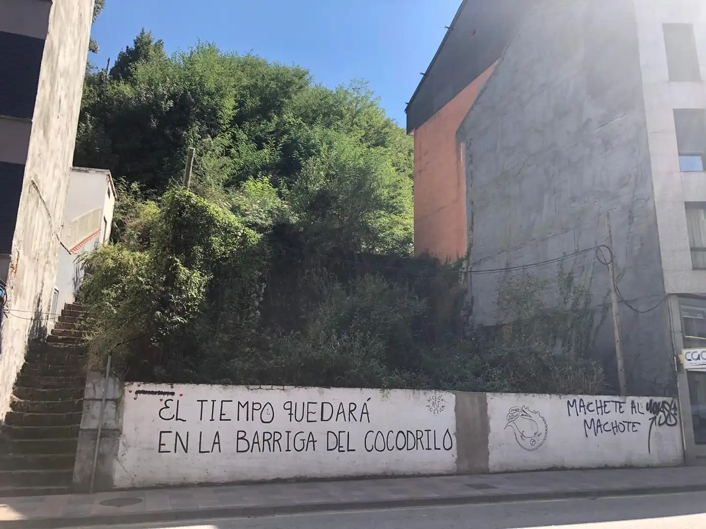 Terrenys i solars en venda a La Villa - Bazuelo