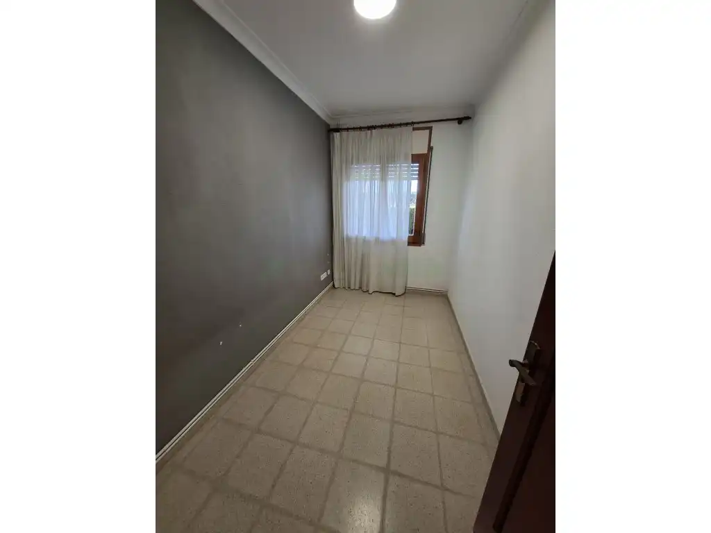 Bedroom of Houses for sale in Pineda de Mar