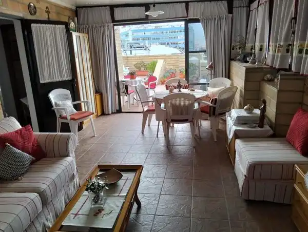 Sala d'estar de Àtic en venda en Las Palmas de Gran Canaria amb Terrassa