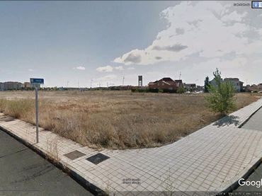 Terreny residencial en venda a Benavente