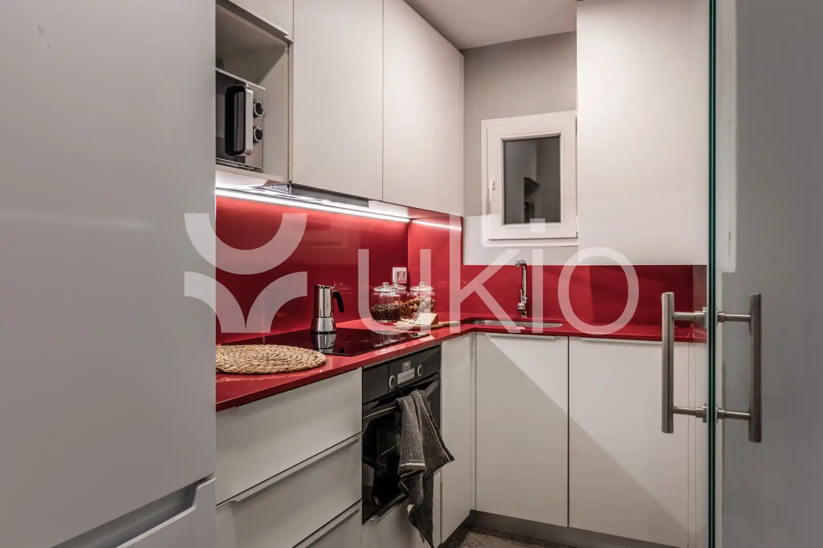 Cocina de Apartamento de alquiler en Madrid con Aire acondicionado, Calefacción y Terraza