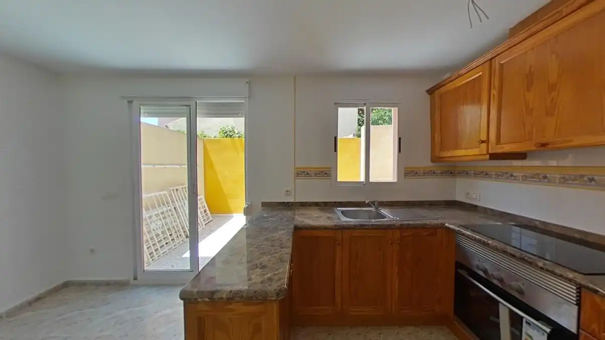 Casa adosada en venda a C/ Fluorita, Residencial Lomas de Cabo Roig , La Regia