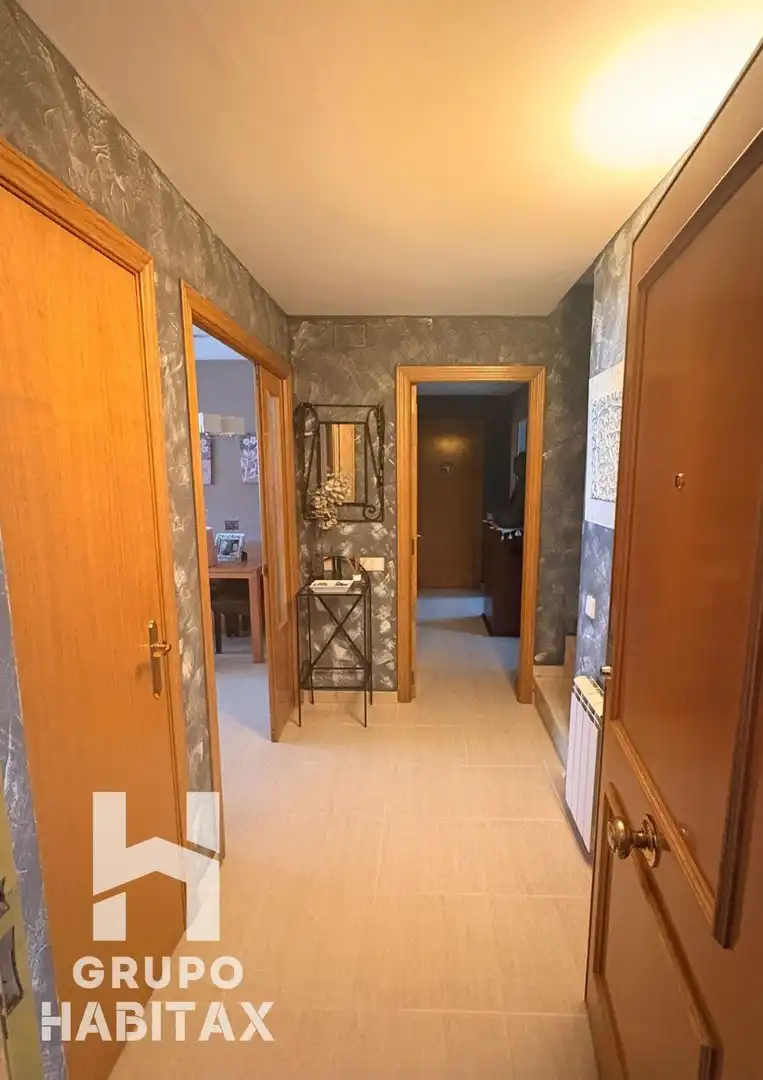Dúplex en venta en Calle BARBERA DEL VALLES, Can Clos - Pinetons