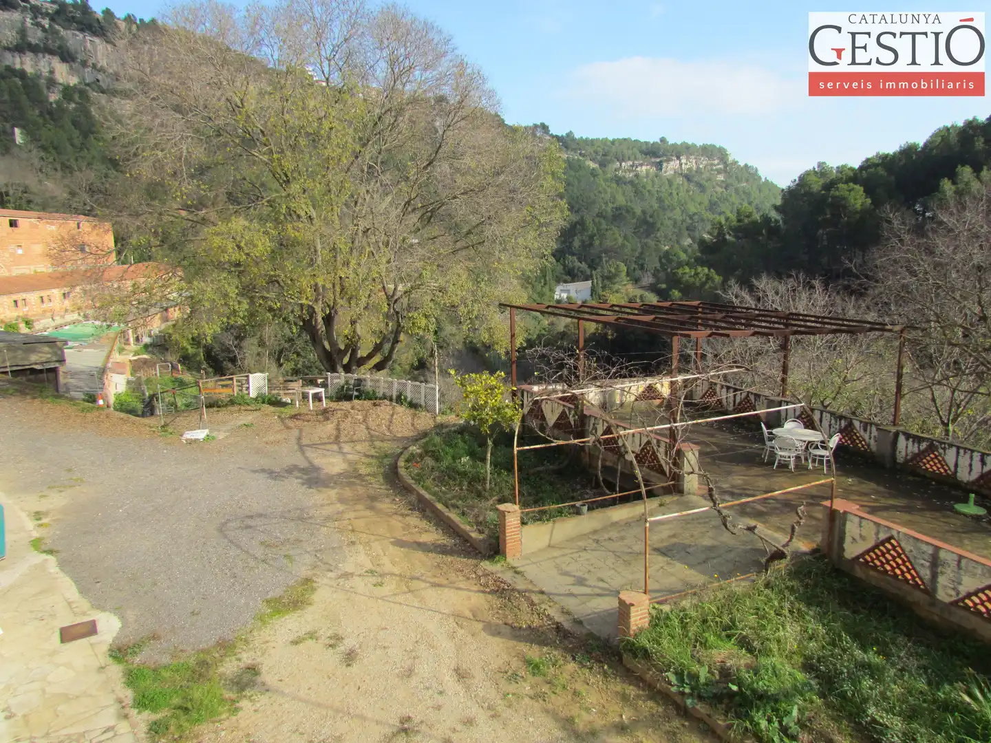 Edifici en venda a Carrer Sant Jordi, La Palma de Cervelló