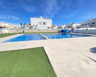 Swimming pool of House or chalet for sale in Torrevieja  with Air Conditioner, Private garden and Terrace