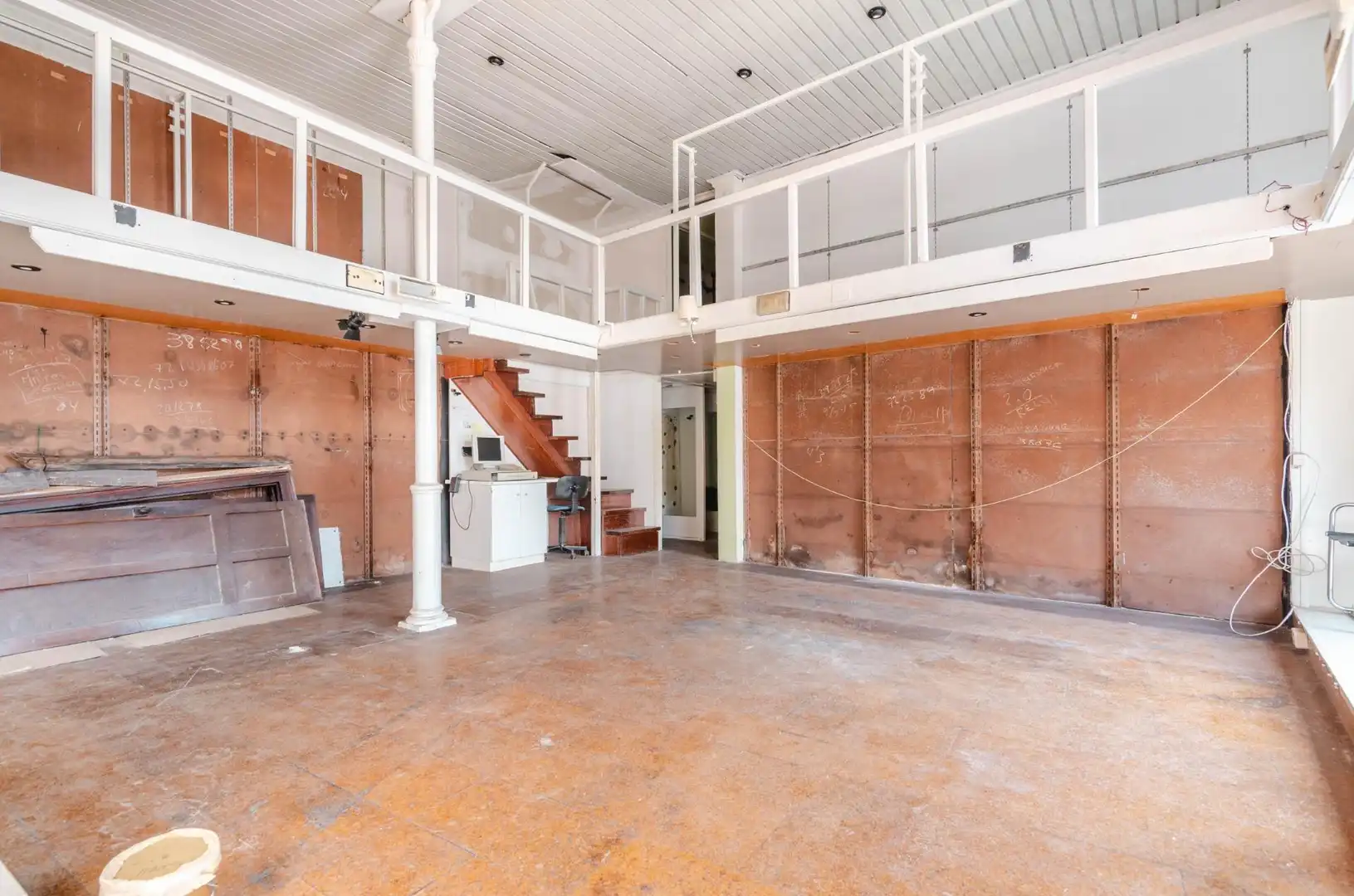 Commercial properties for sale in Siero