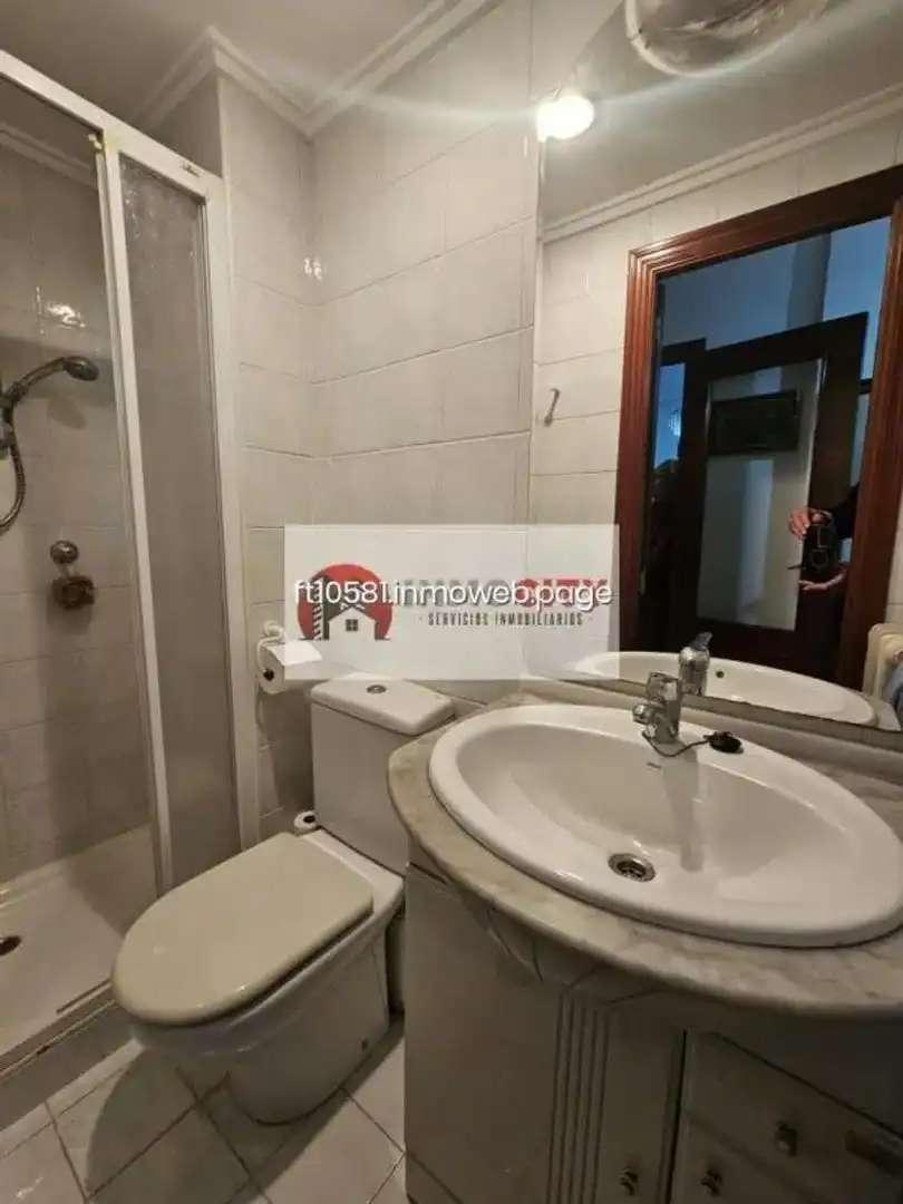 Baño de Piso en venta en Valencia con Aire acondicionado, Calefacción y Parquet