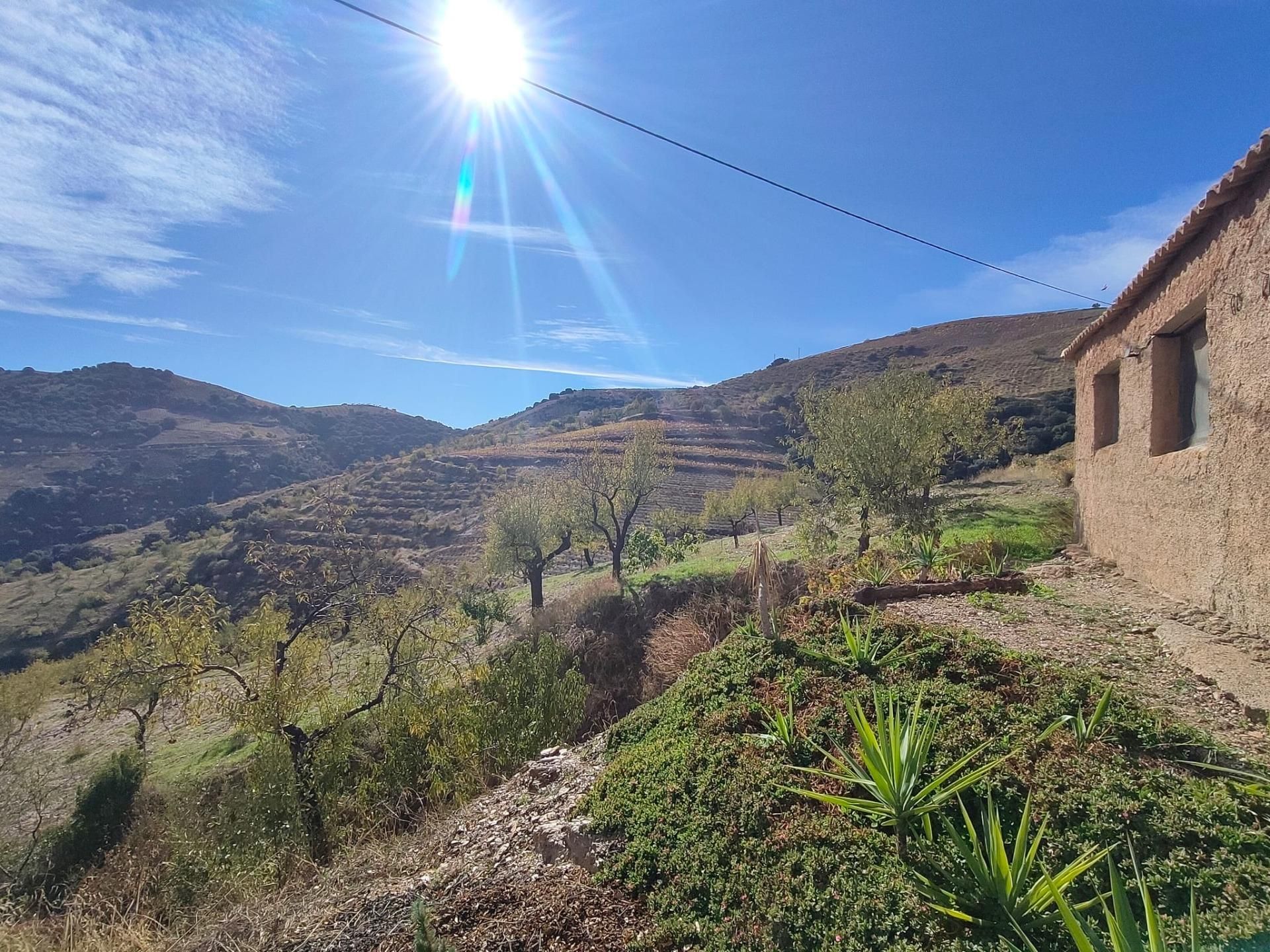 Vista exterior de Terreny en venda en Cástaras