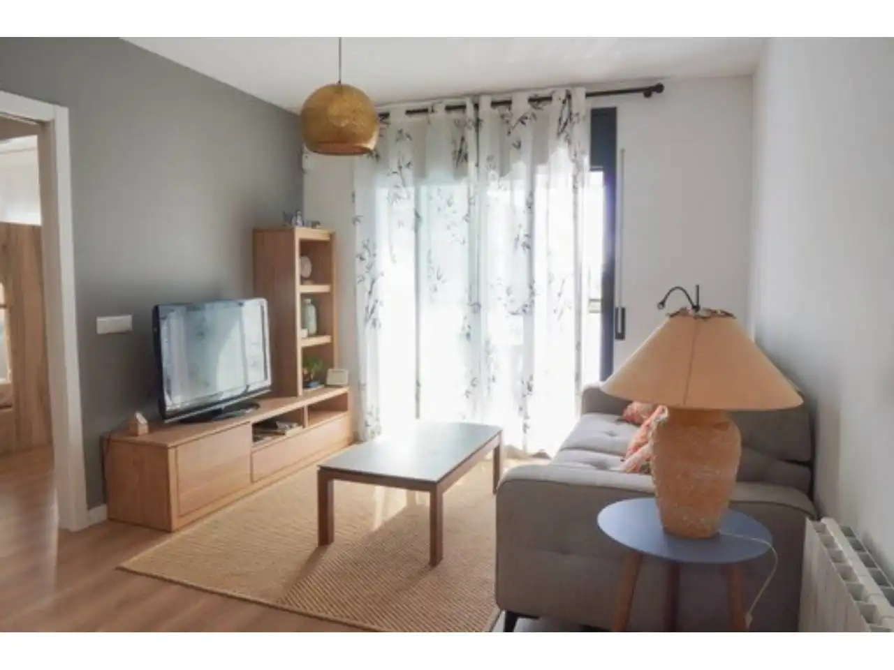 Flat for rent in Calle de les pinyes, 4, Marítim