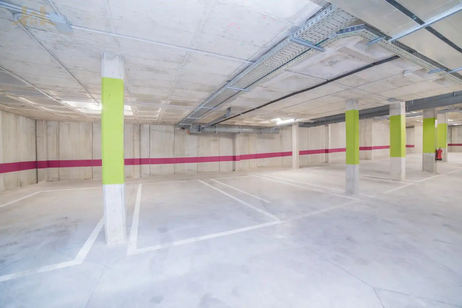 Parking de Piso en venta en Navalcarnero con Aire acondicionado, Calefacción y Terraza