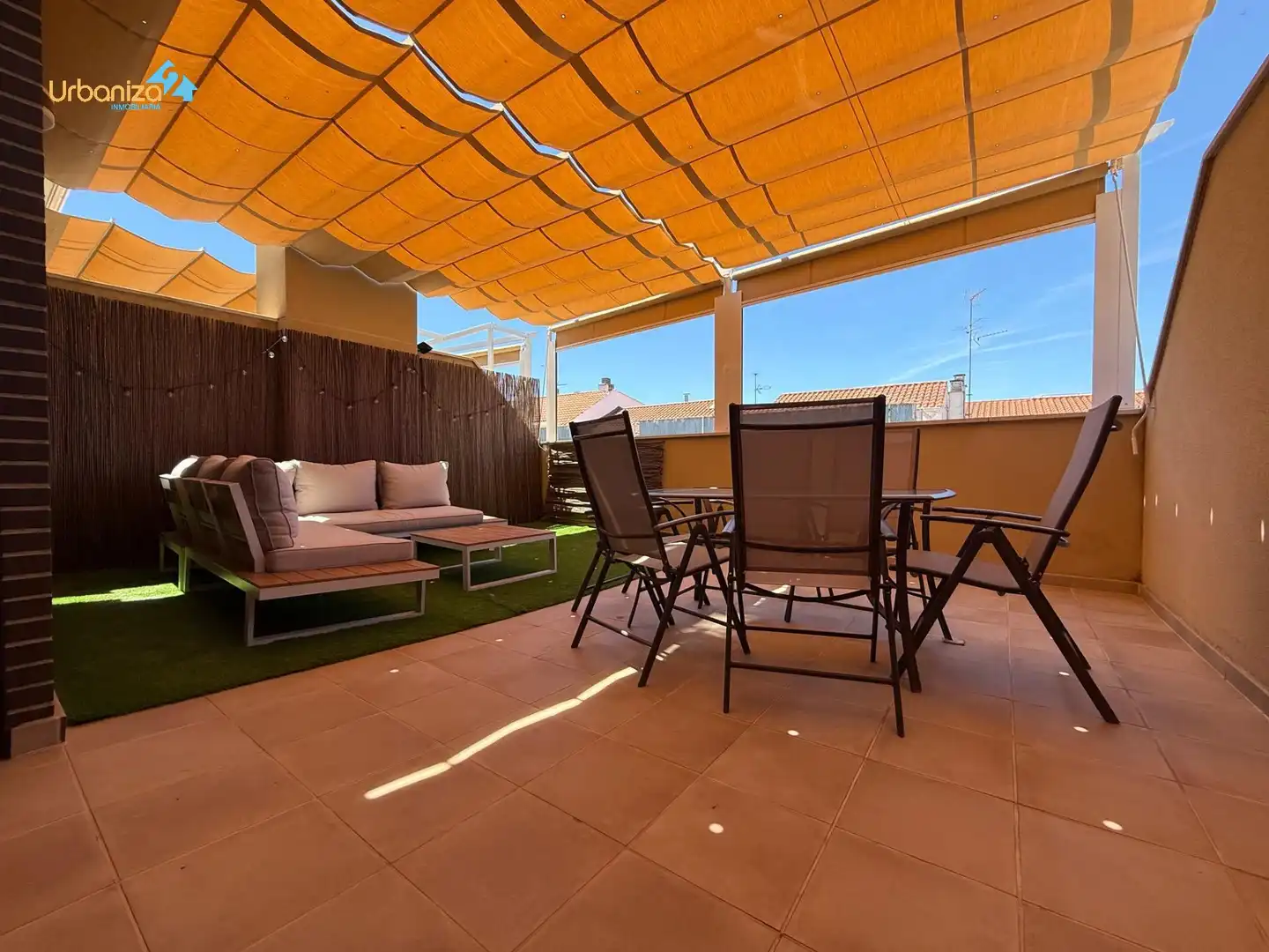 Terrasse von Dachboden zum Verkauf in Badajoz mit Klimaanlage, Heizung und Terrasse