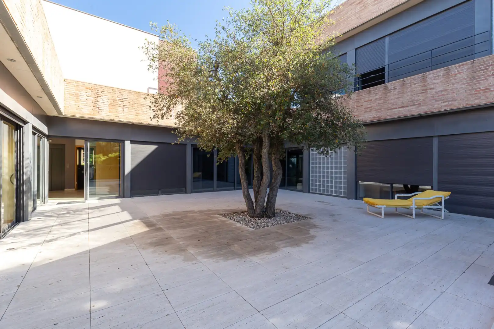 Vista exterior de Casa o xalet en venda en Sant Cugat del Vallès amb Aire condicionat, Calefacció i Terrassa