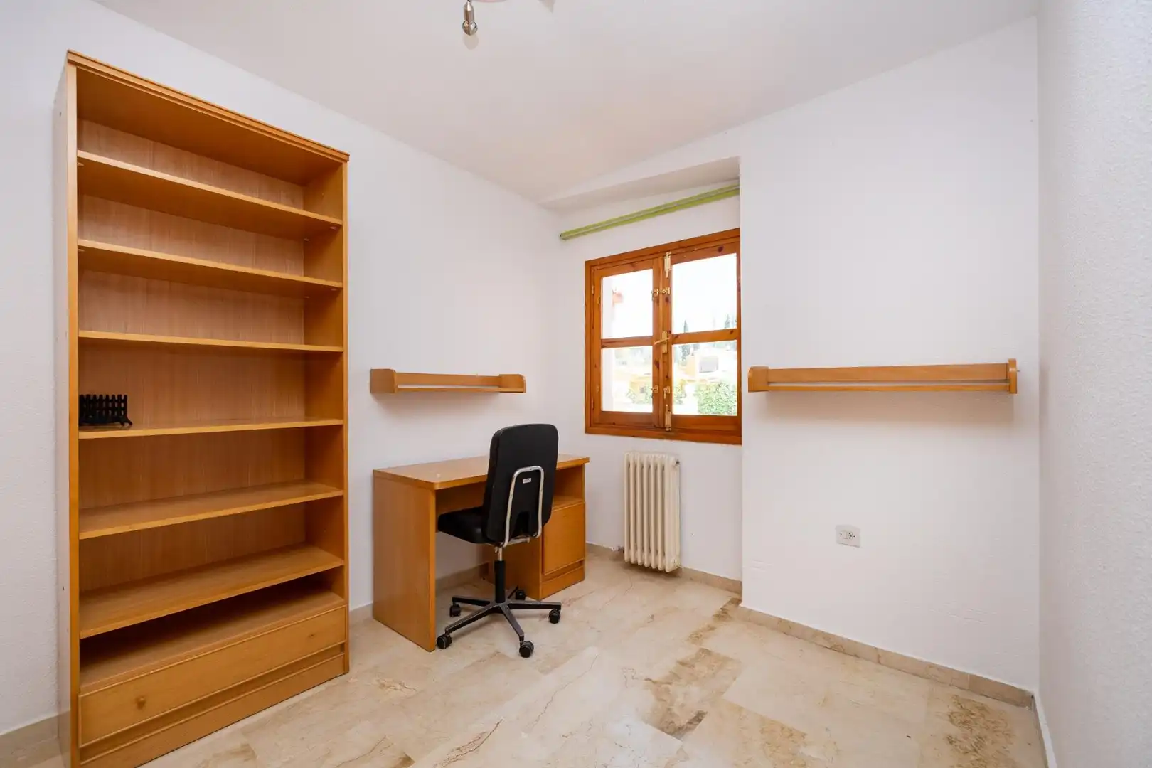 Casa adosada en venta en Granada con Calefacción, Jardín privado y Terraza