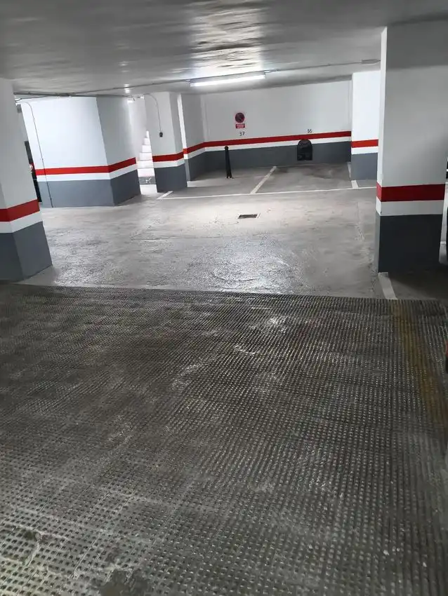 Aparcament de Garatge de lloguer en Valencia