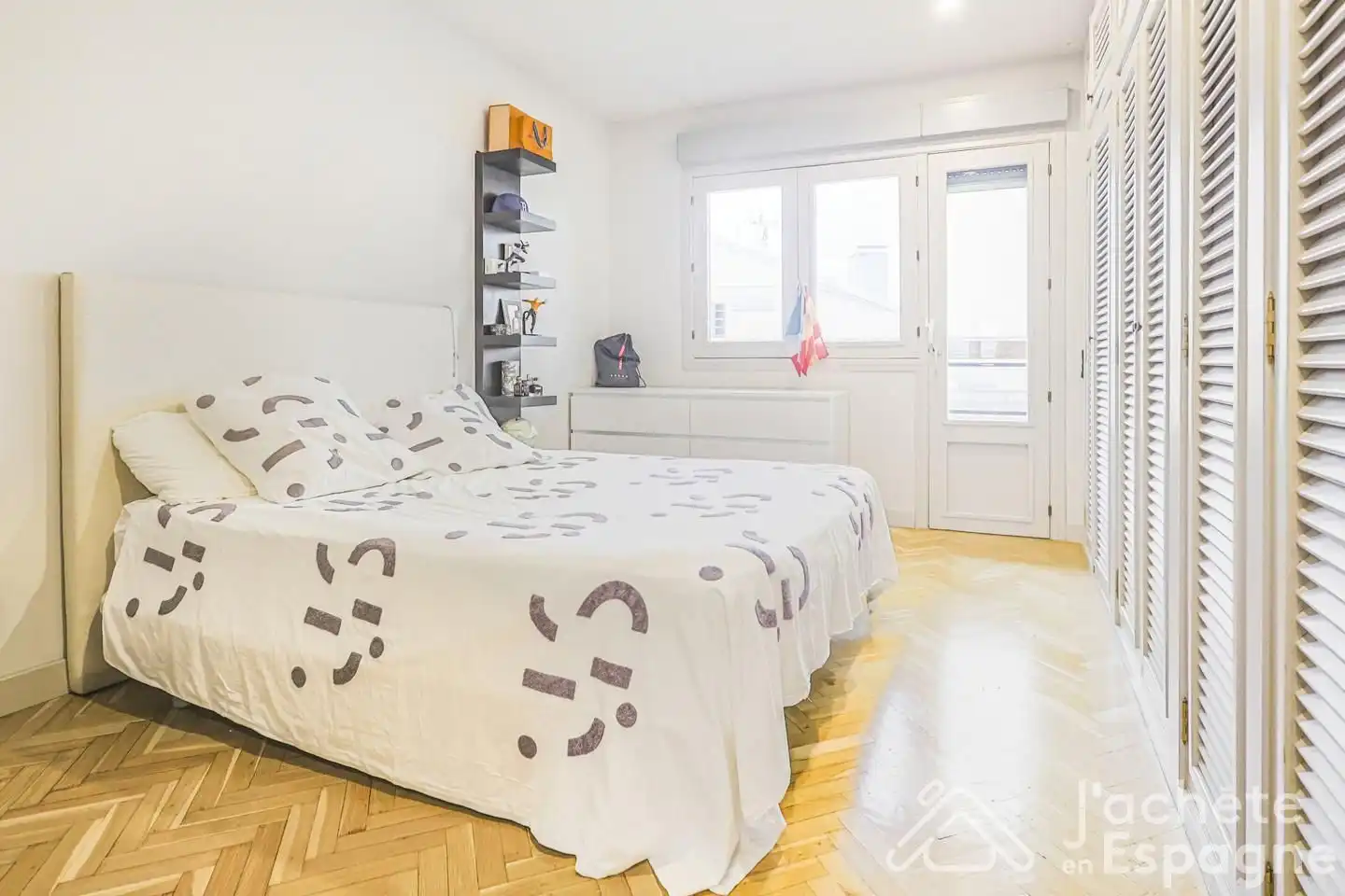 Flat with terrace for sale in Avenida de Federico Soto, imagen 25