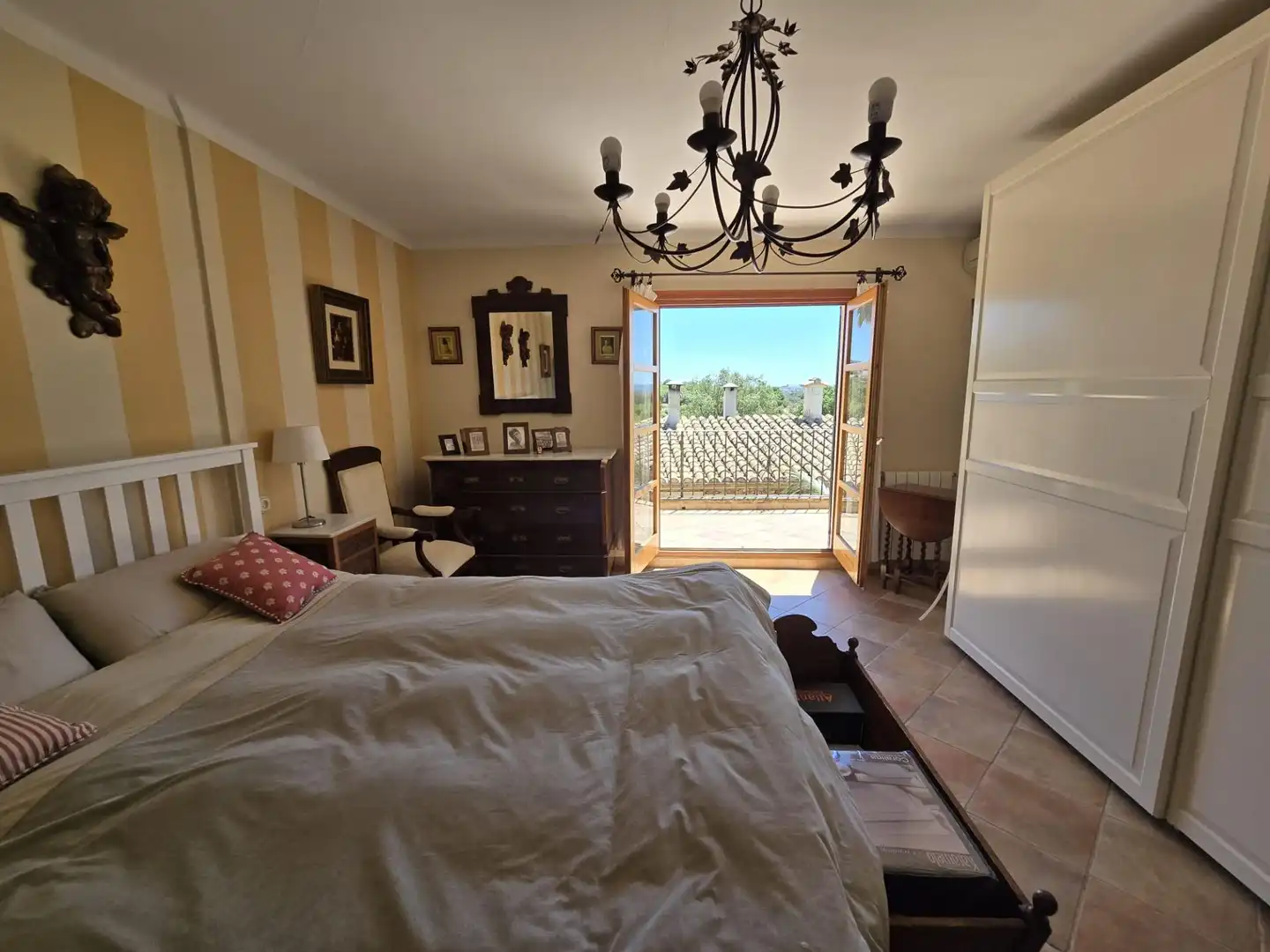 Schlafzimmer von Haus oder Chalet zum Verkauf in Campanet mit Klimaanlage, Heizung und Privatgarten