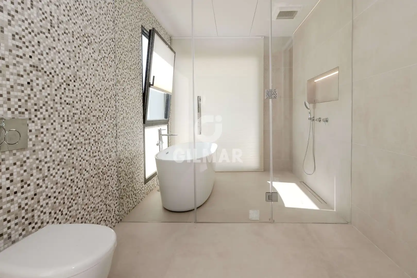 Bathroom of Houses for sale in Benalmádena  with Heating, Private garden and Swimming Pool