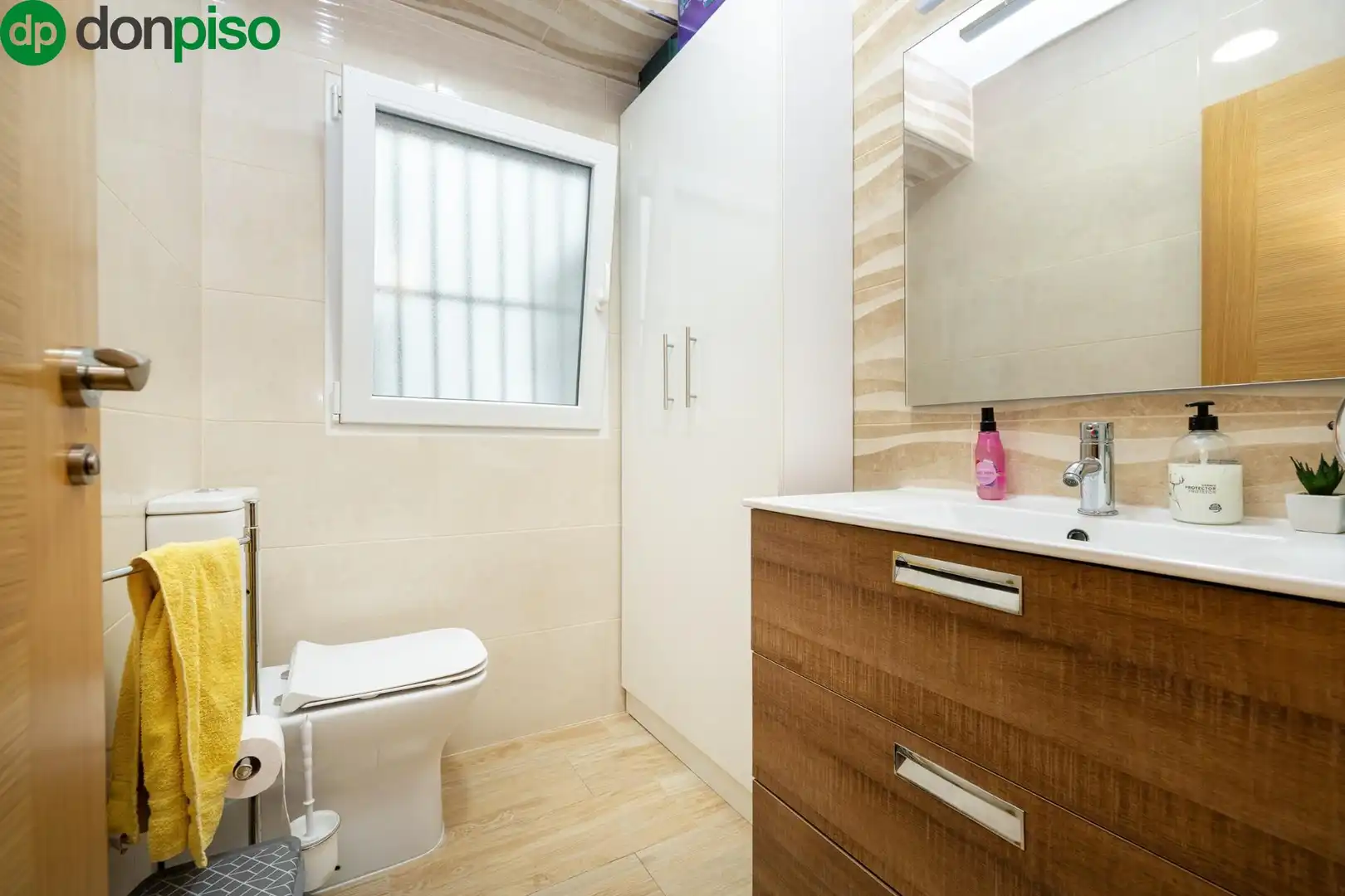 Baño de Piso en venta en Granada