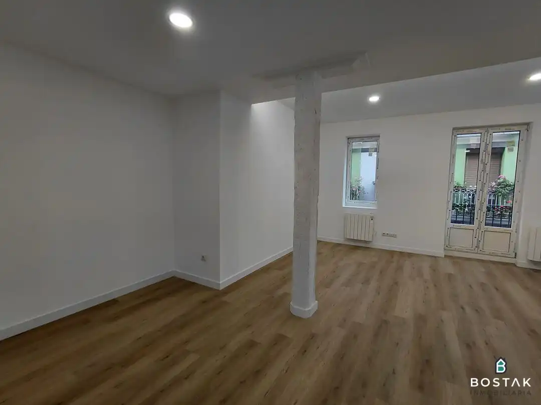 Flat for sale in Bilbao   with Heating and Balcony