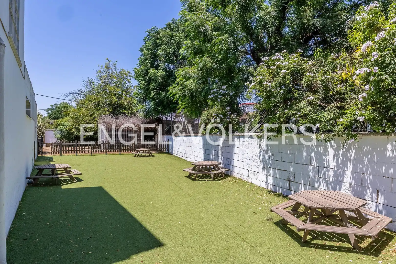 Terraza de Casa o chalet en venta en Sevilla con Calefacción y Jardín privado