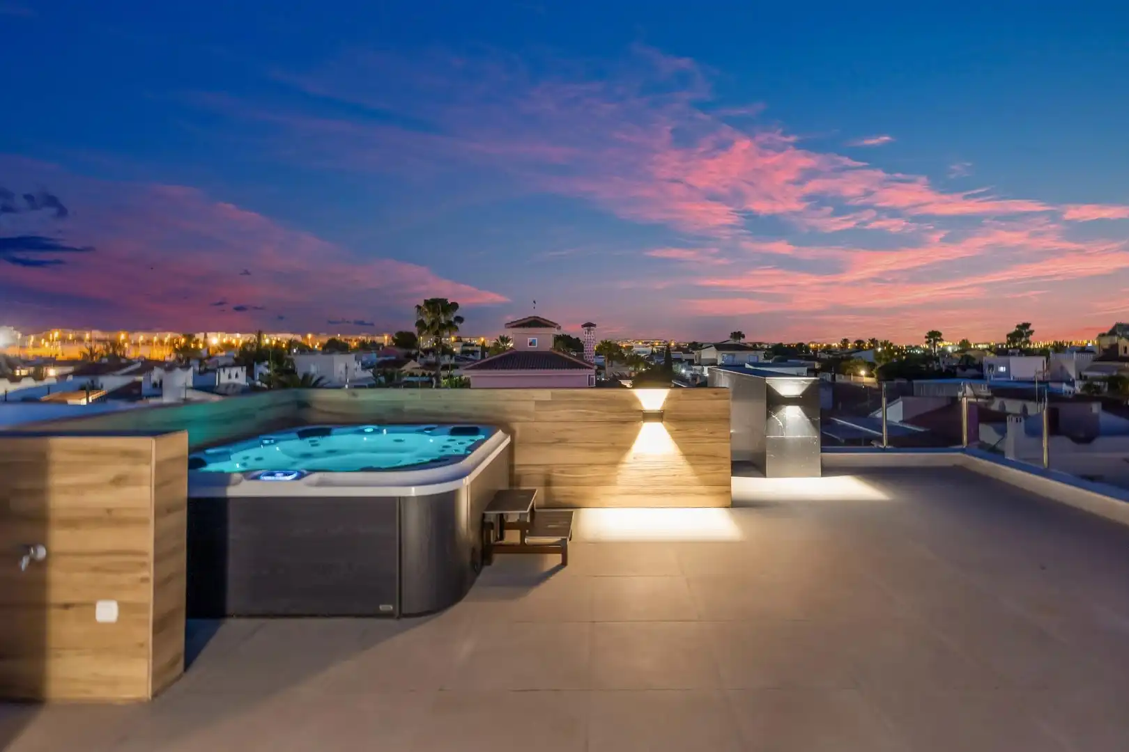 Villa con piscina in vendita a Zona Carrefour - Urbanizaciones, imagen 17