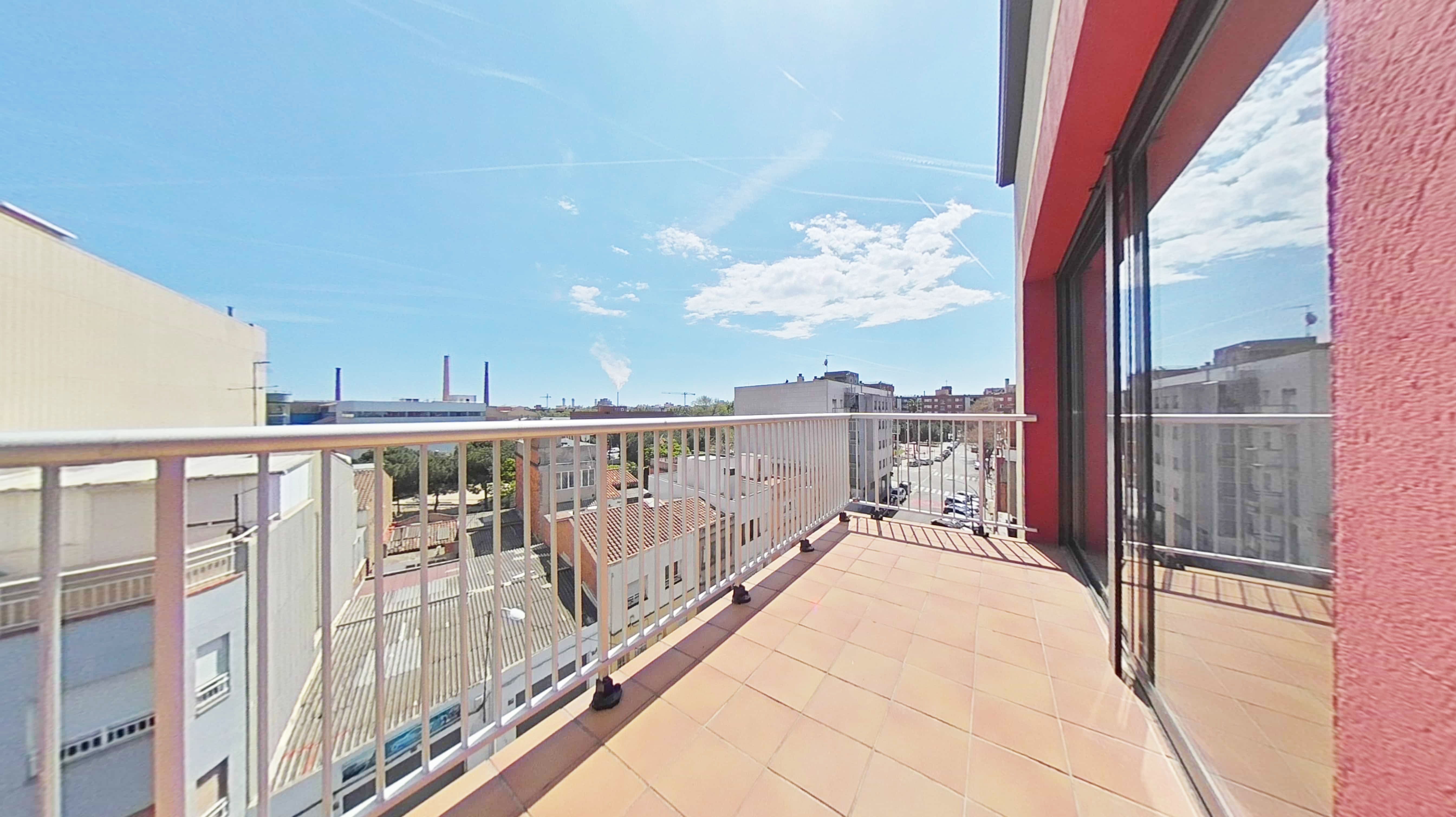 Terrassa de Pis de lloguer en Badalona amb Parquet i Moblat