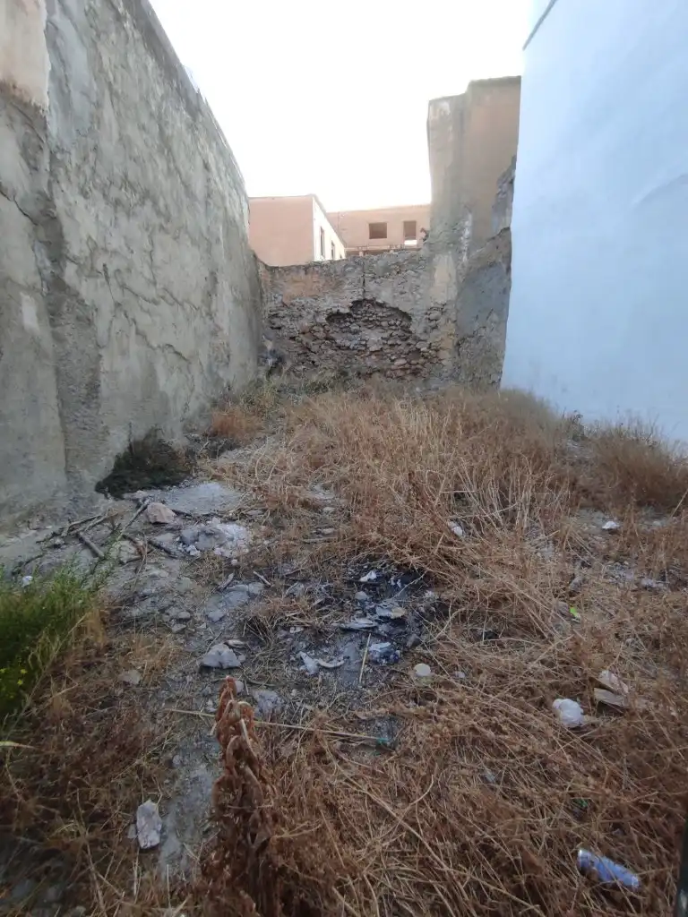 Terreno residencial en venta en Camino Viejo de Benejí 58, imagen 2
