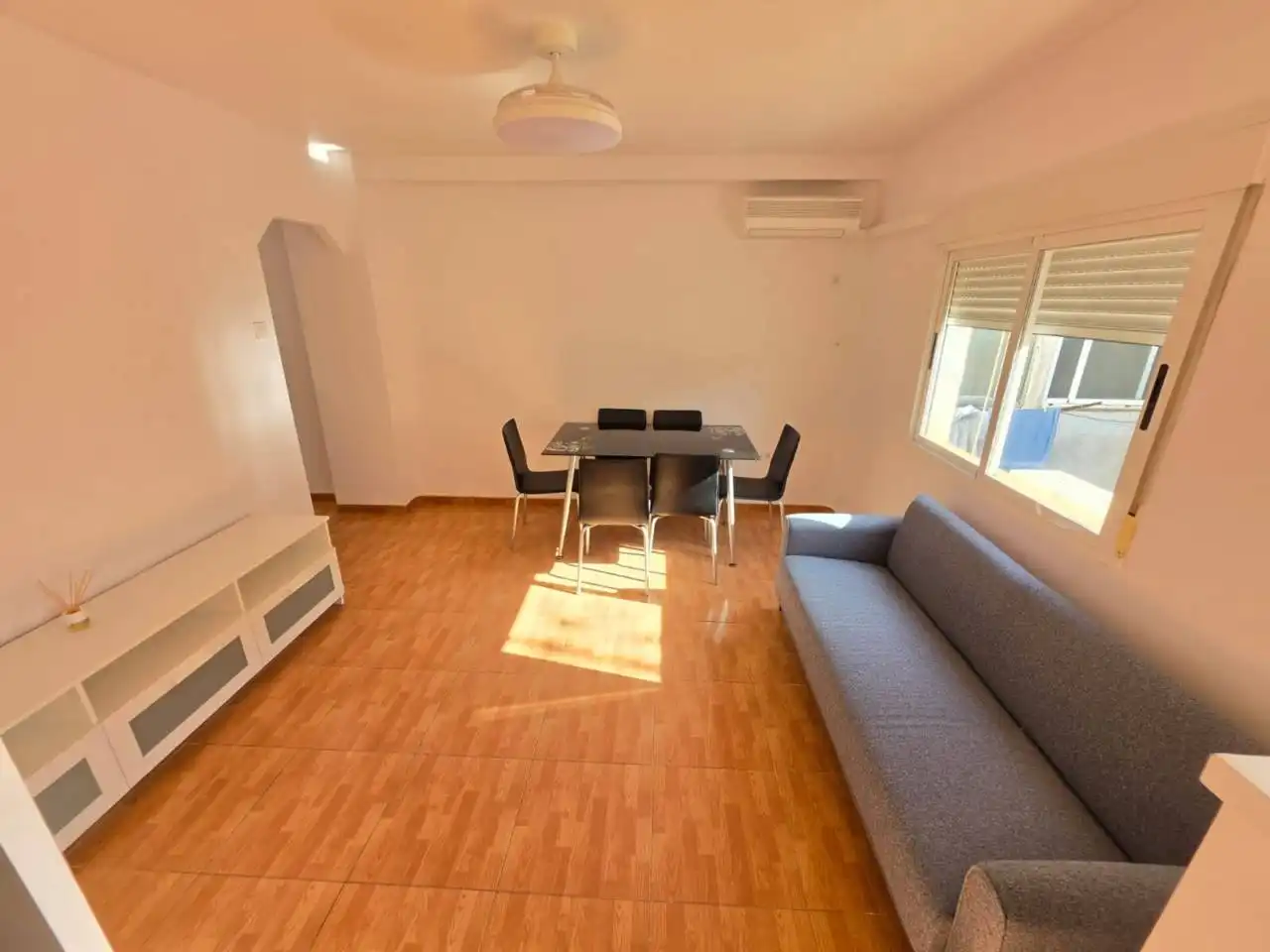Flat with balcony for sale in Calle Cánovas del Castillo, imagen 3