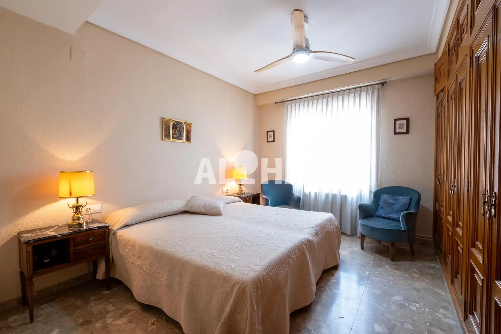 Bedroom of Flat for rent in Valencia  with Air Conditioner, Heating and Furnished