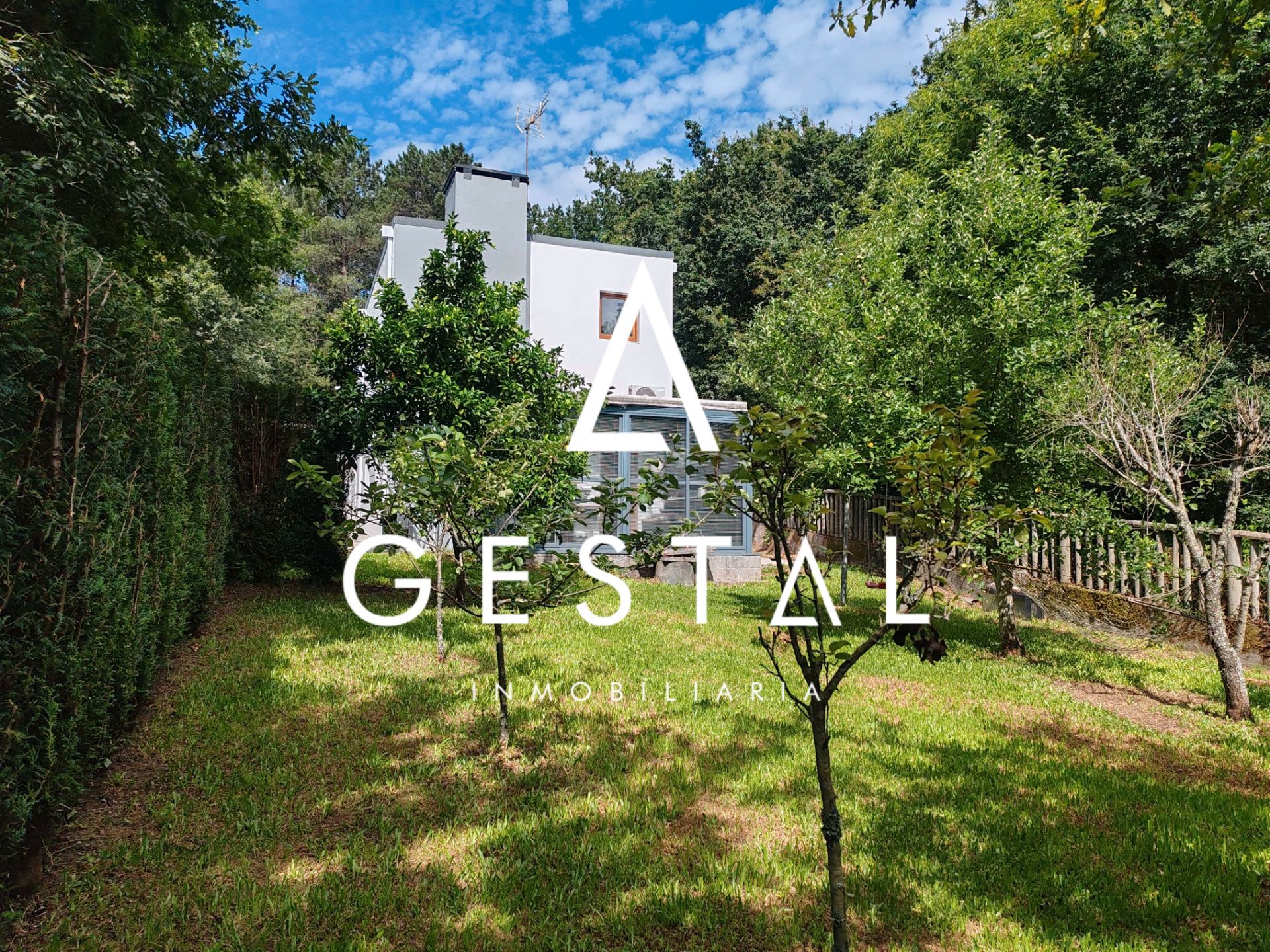 Casa o chalet en venta en Ames con Aire acondicionado, Calefacción y Jardín privado