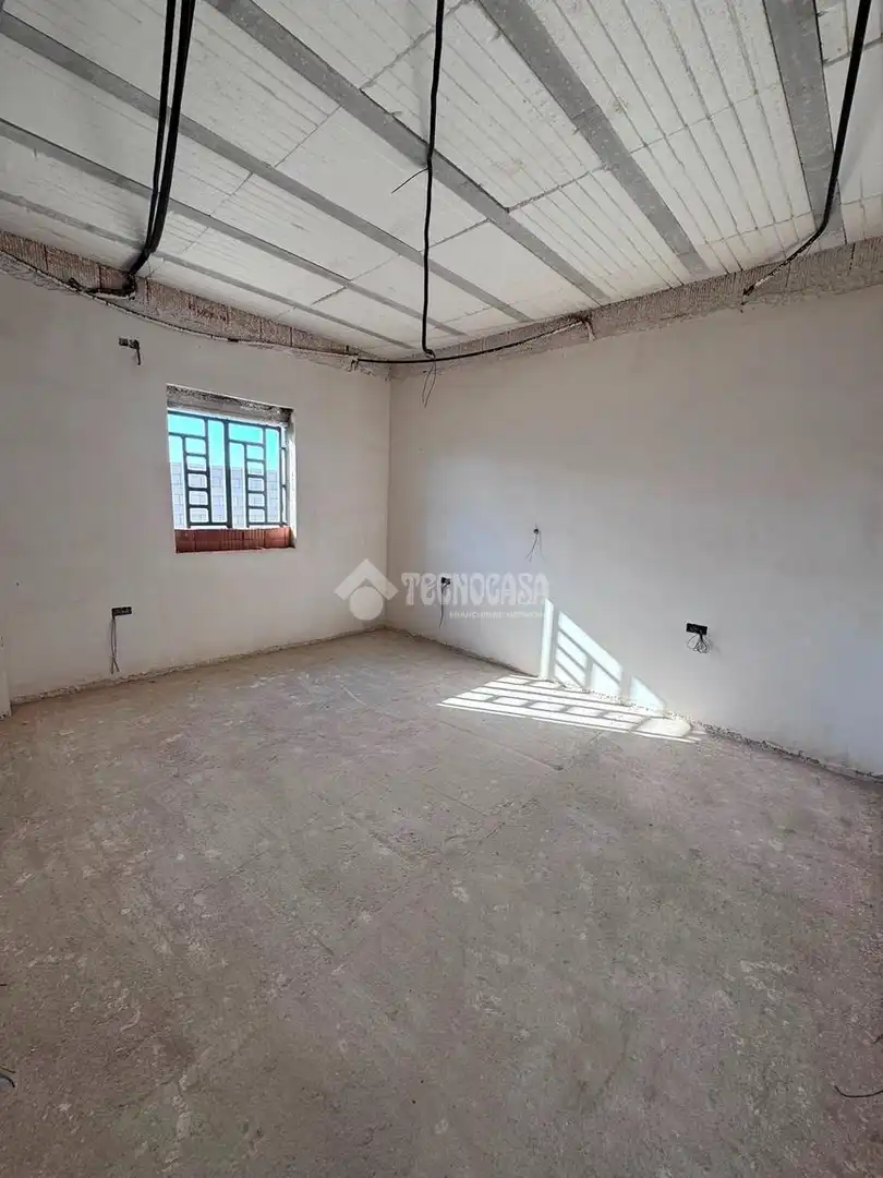 Piso en venta en Carmona