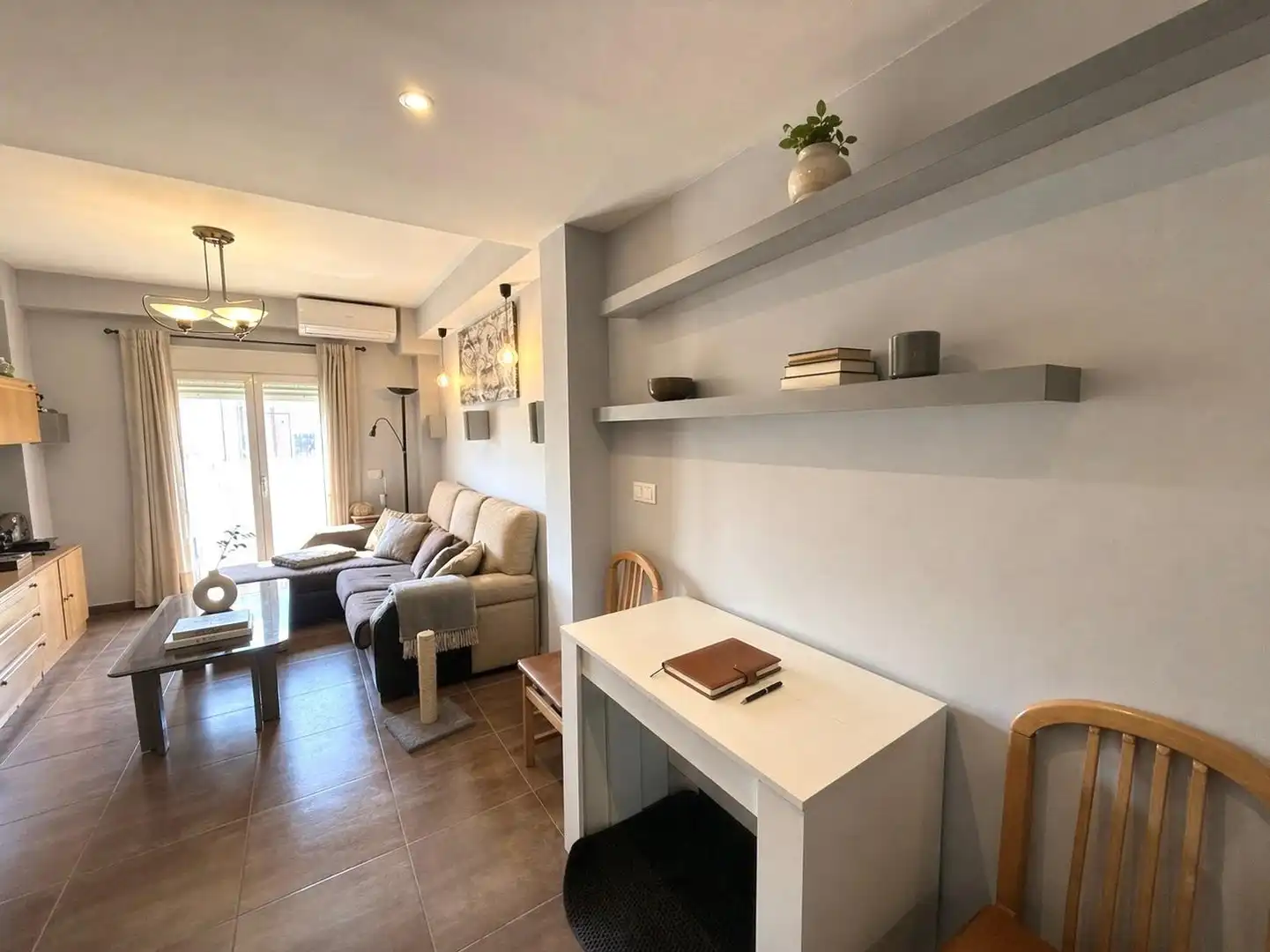 Living room of Flat for sale in Zaragoza  with Heating