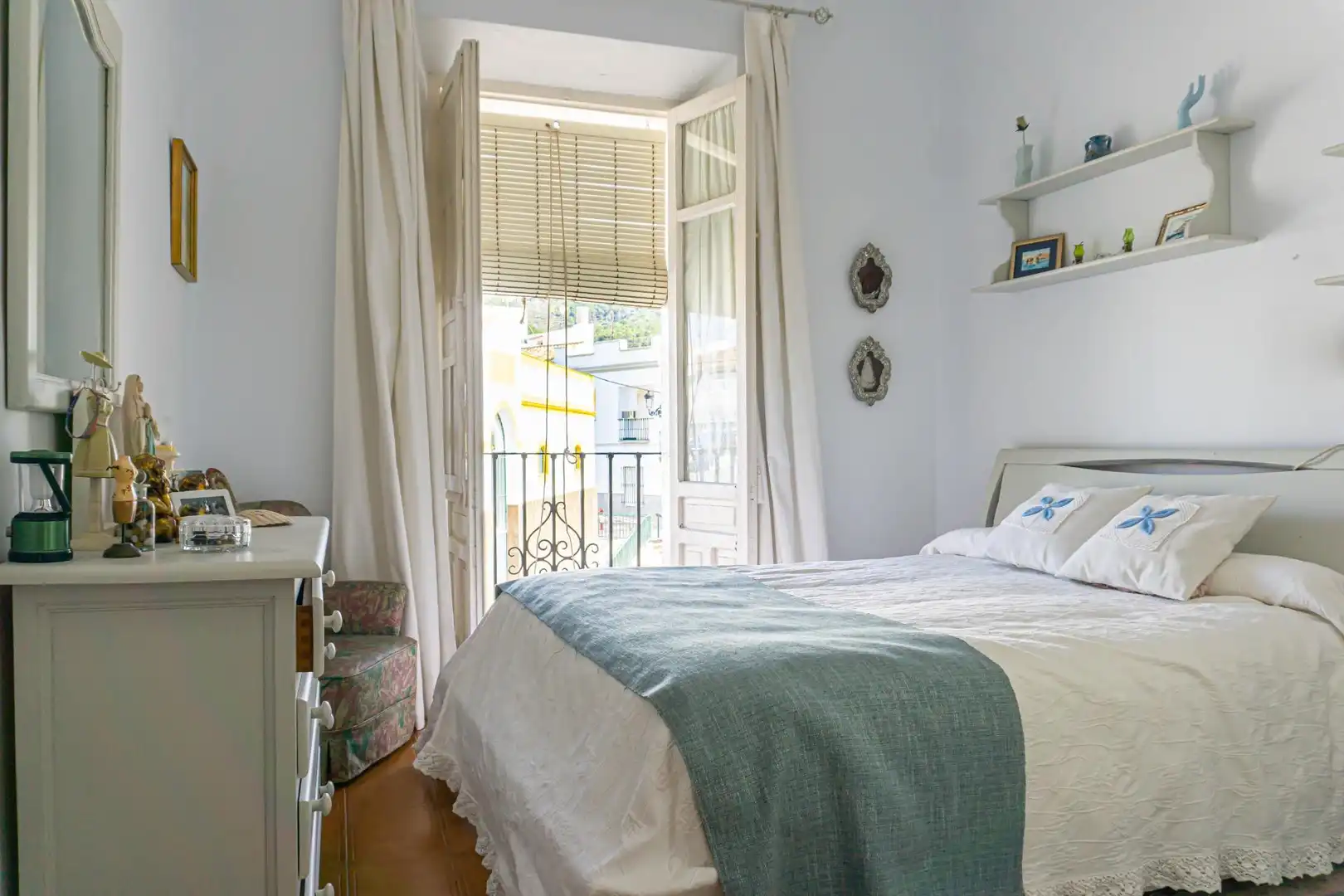 Dormitori de Casa o xalet en venda en Montellano amb Aire condicionat, Jardí privat i Terrassa
