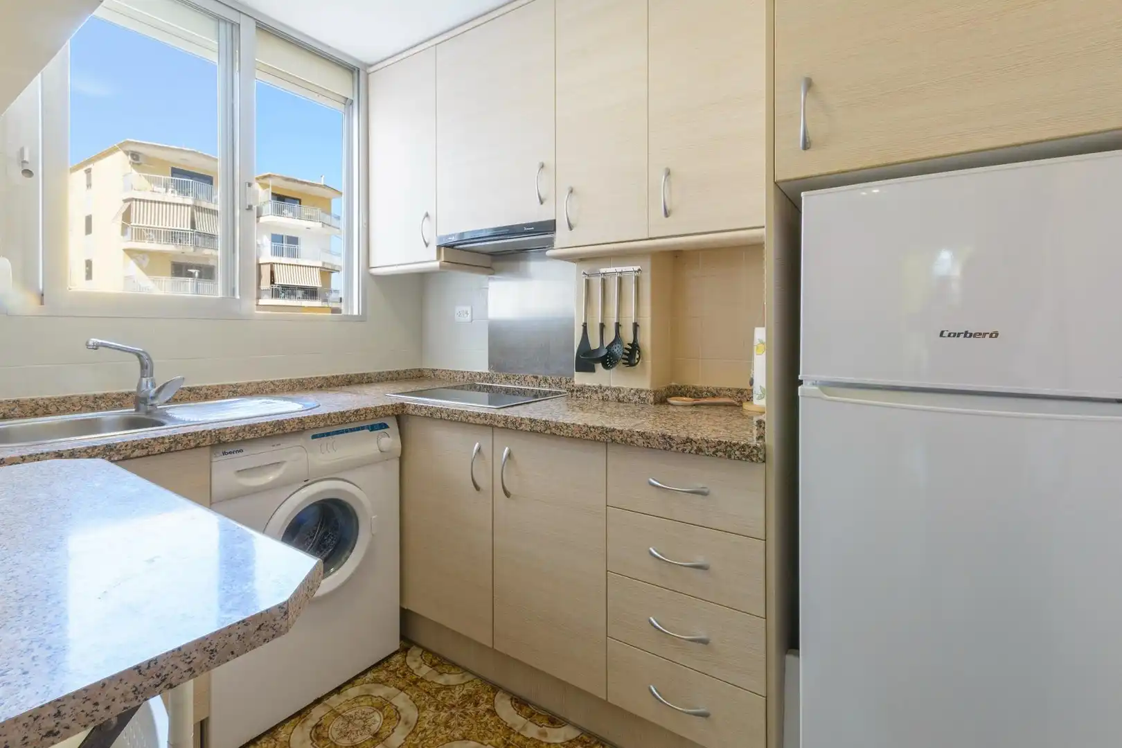 Cocina de Apartamento en venta en Piles con Aire acondicionado, Terraza y Amueblado