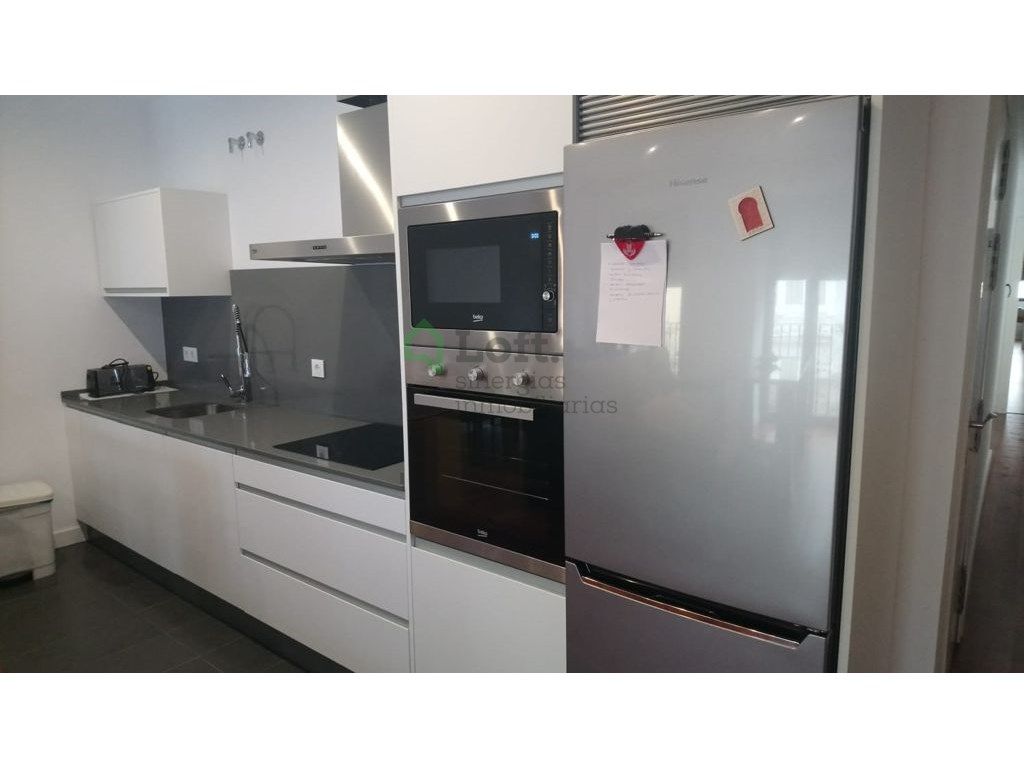 Kitchen of Flat for sale in Badajoz Capital  with Oven, Washing machine and Microwave