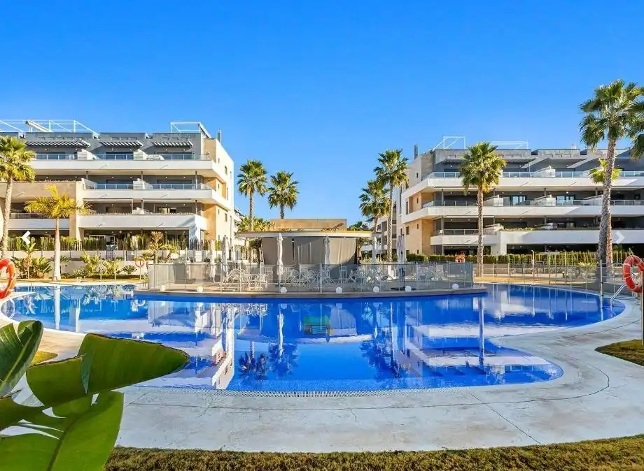 Appartement compact avec terrasse à vendre à Calle PABLO PICASSO-PLAYA FLAME 3