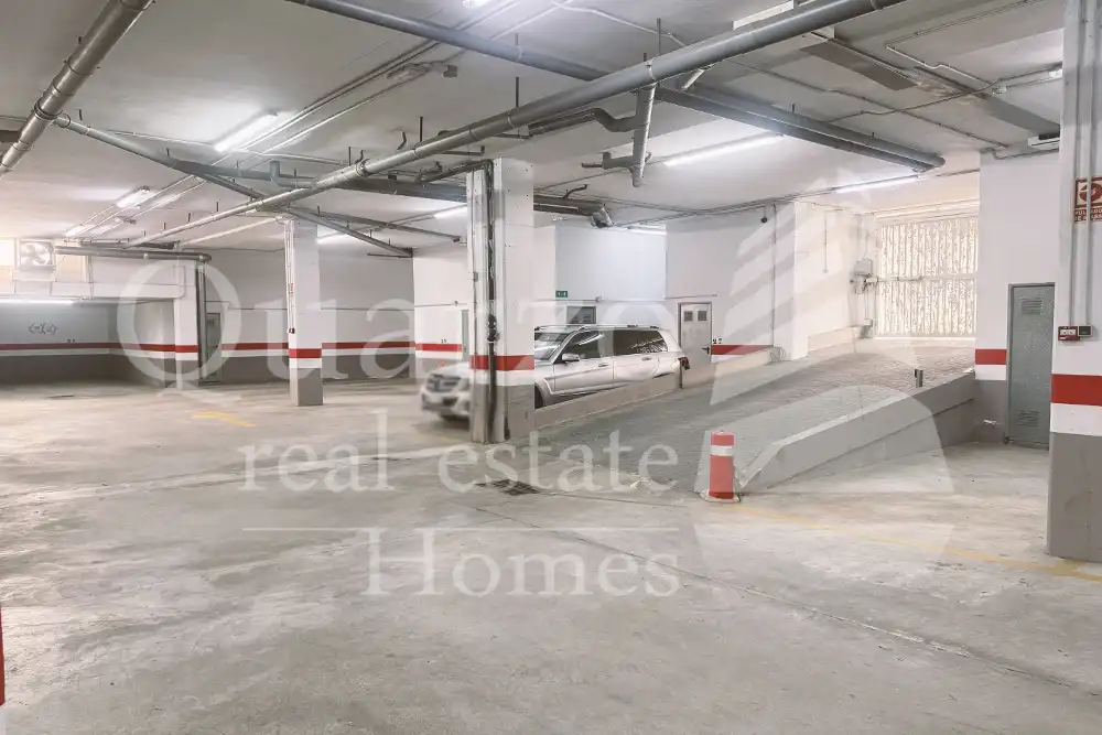 Aparcament de Apartament en venda en Dénia amb Aire condicionat, Calefacció i Terrassa