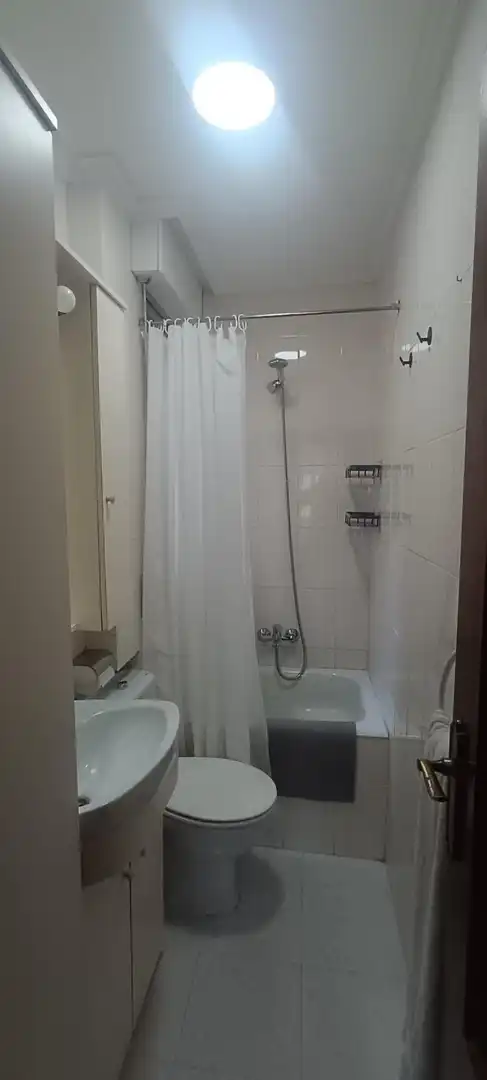 Bathroom of Flat for rent in Toreno  with Furnished