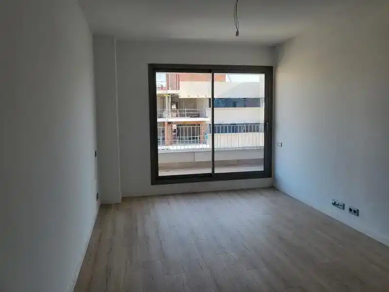 Schlafzimmer von Wohnung zur Miete in Granada mit Klimaanlage, Privatgarten und Parkett