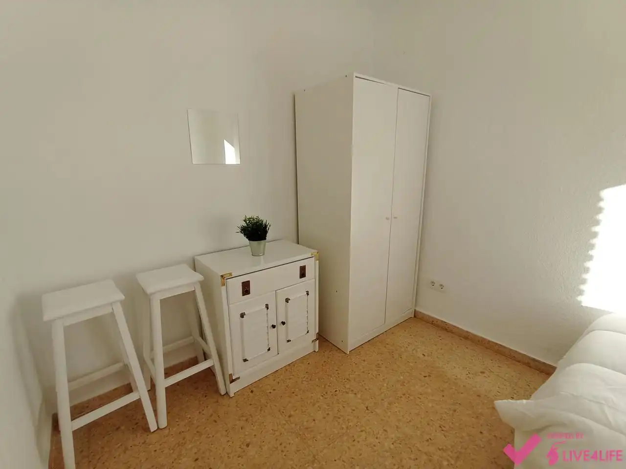 Habitación de Piso de alquiler en Burjassot con Aire acondicionado, Terraza y Amueblado