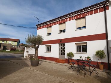 Casa amb jardí en venda a Verdicio - Bañugues - Cabo Peña
