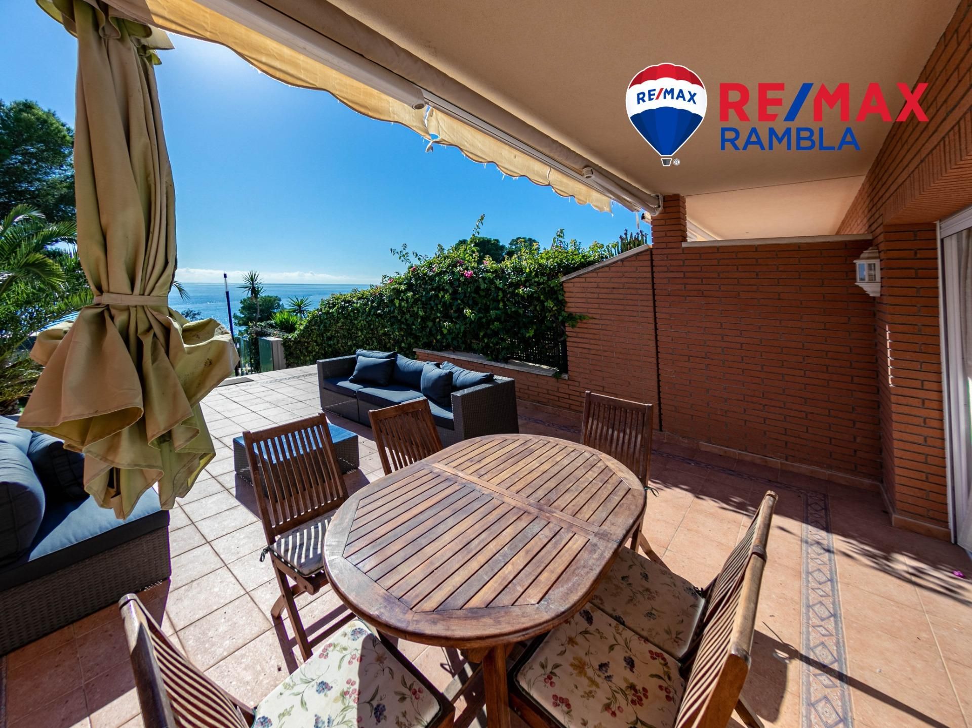 Jardí de Casa adosada en venda en Salou amb Jardí privat, Terrassa i Moblat