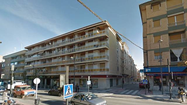 Local comercial en Alquiler en Av Madina Olmos en Guadix